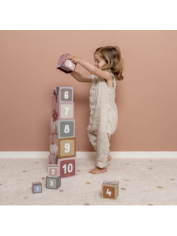 Cubes à empiler en carton...