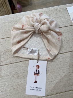 Turban fleuris tissu ajouré...